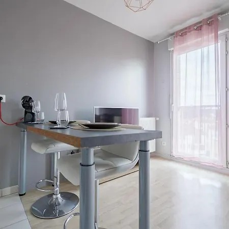 Rosa Apartment *